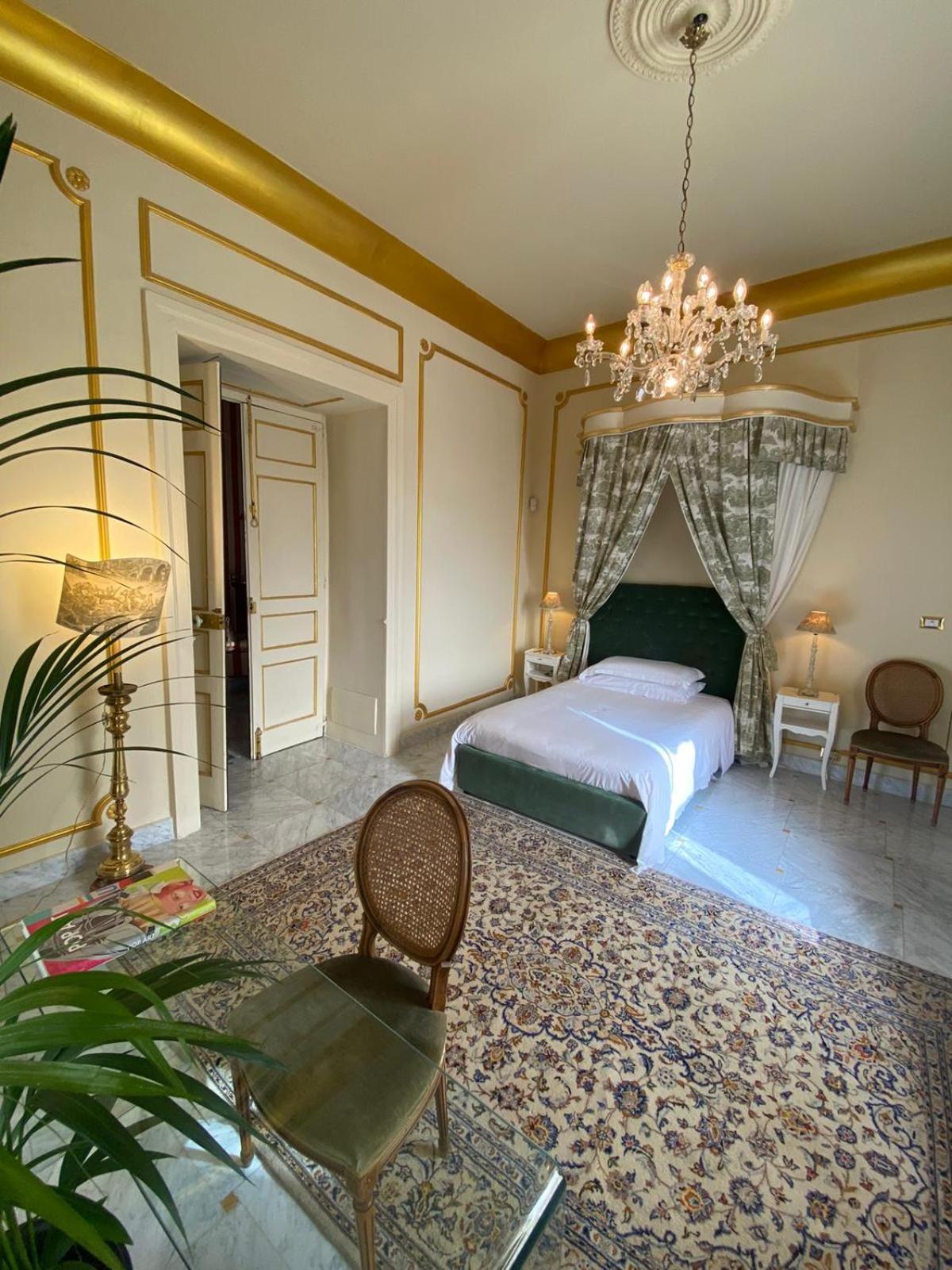 Palazzo Cherubini-Pools & Wellness Rossano Cameră foto